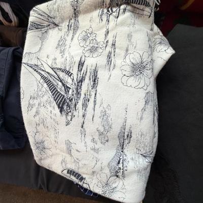 Sale Photo Thumbnail #144