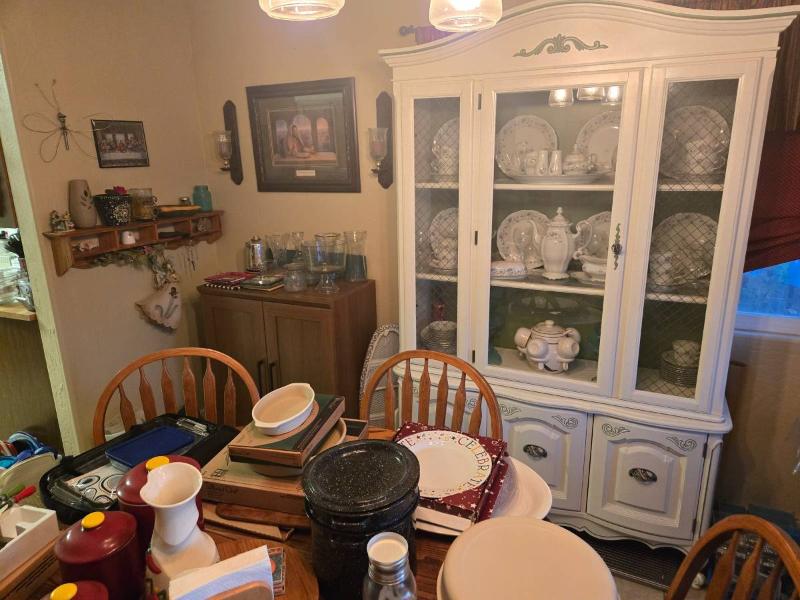 Sale Photo Thumbnail #15