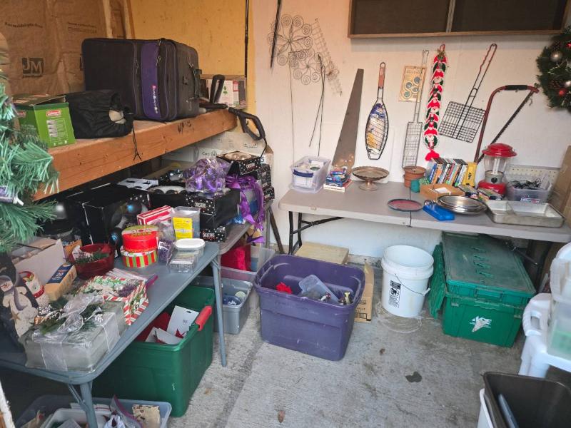 Sale Photo Thumbnail #10