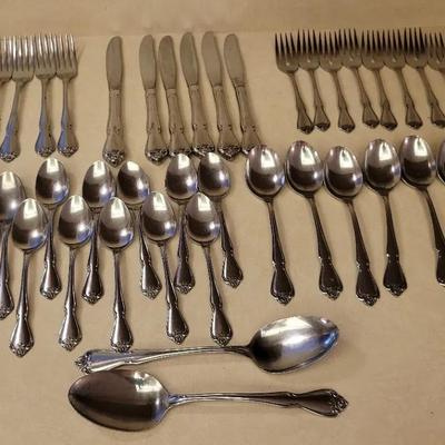 Oneida 1881 Rogers Stainless Arbor Rose Pattern Silverware