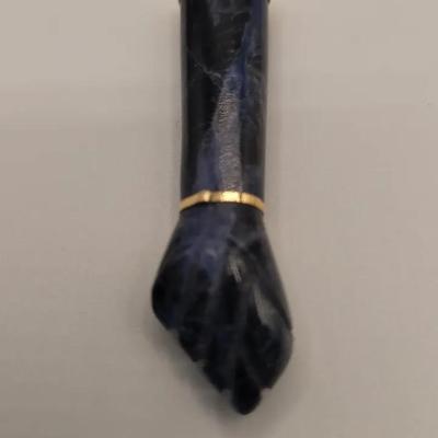 18k Figa Hand Blue Stone Pendant