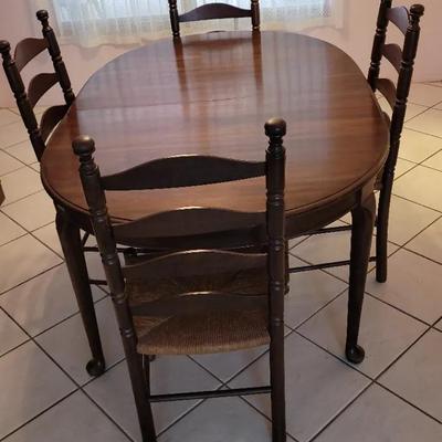 Wood Dining Table With Leaves And 4 Ladderback Chairs
