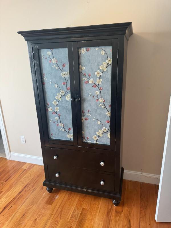 Sale Photo Thumbnail #177