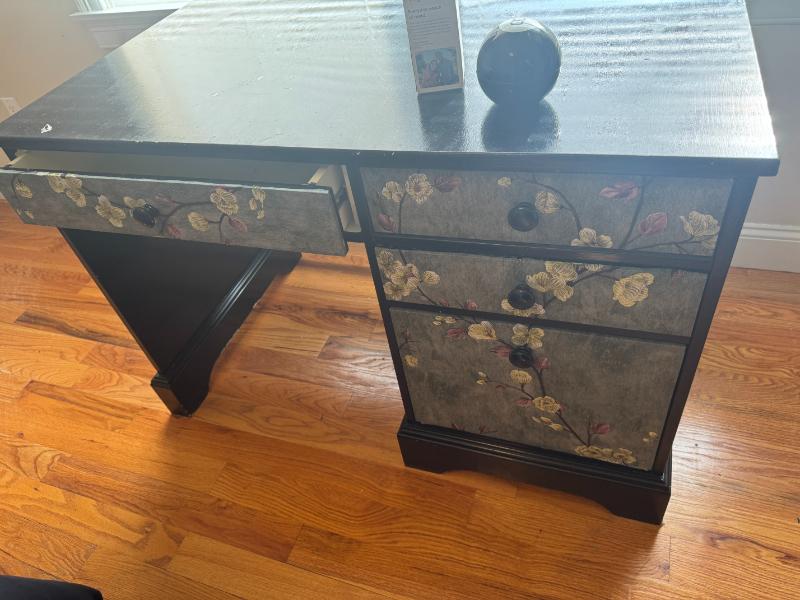 Sale Photo Thumbnail #182