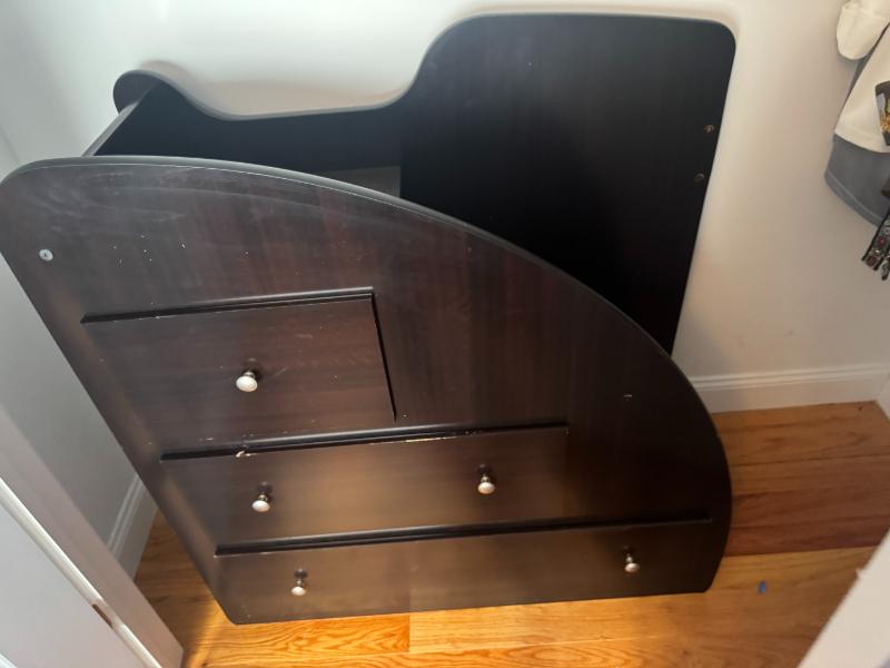 Sale Photo Thumbnail #200