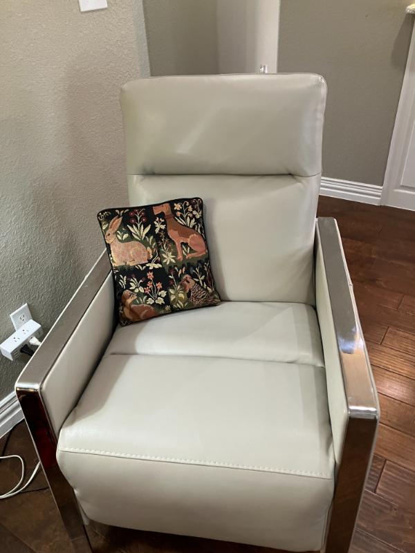 Sale Photo Thumbnail #2