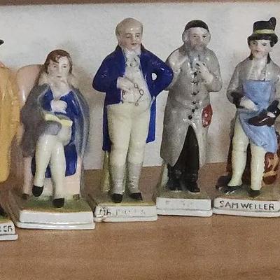 Les Misérables/Pickwick Papers Character Figurines 
