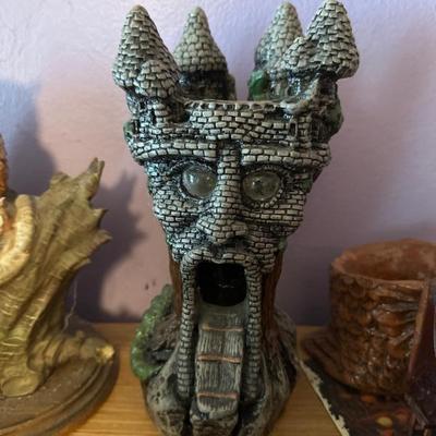 Vintage Matchless Collectibles fantasy castle incense burner, dated 1984 and marked R68. Hand-crafted from Wyndshire clay/hydrostone....