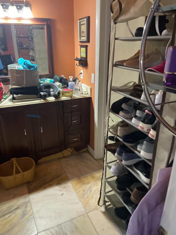 Sale Photo Thumbnail #24