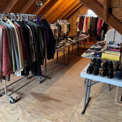 Sale Photo Thumbnail #42