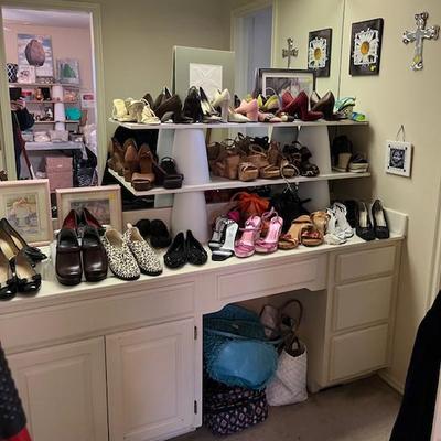 Sale Photo Thumbnail #195