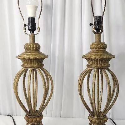 Pair Of Table Lamps With Earth Tones