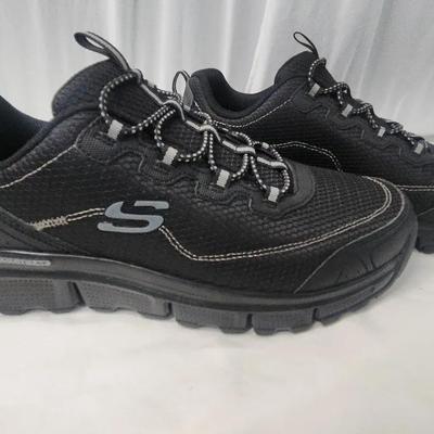 Brand New Sketchers Men's Size 10