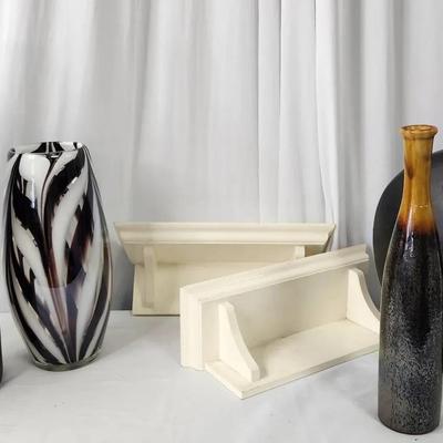 Decorative Modern Vases, Pair Of Wall Shelves, Glass Vase