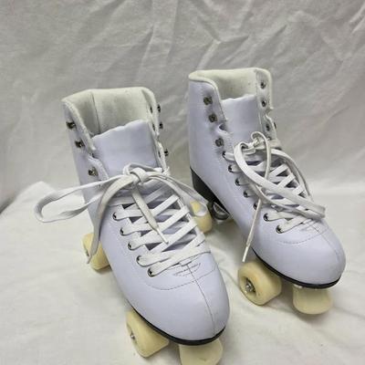 Cosmic Skates Size 9