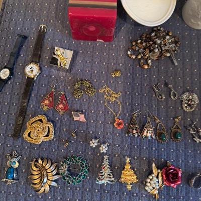 Sale Photo Thumbnail #77