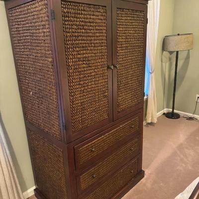 Sale Photo Thumbnail #32