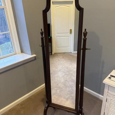 Sale Photo Thumbnail #179