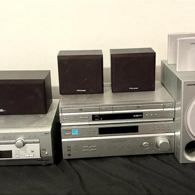 Pioneer & Sony Home Audio System Lot with Speakers and Subwoofer