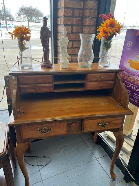 Sale Photo Thumbnail #12