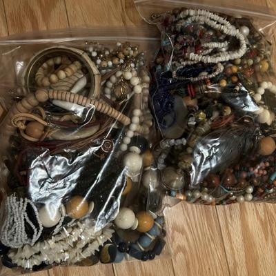 Sale Photo Thumbnail #95