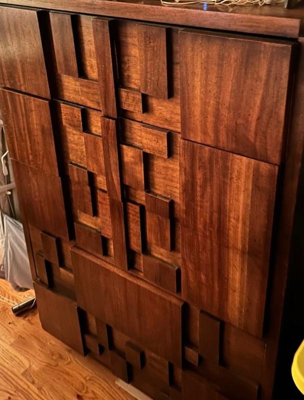 Sale Photo Thumbnail #2