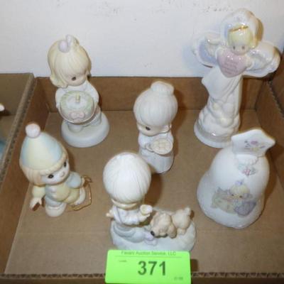 Sale Photo Thumbnail #133