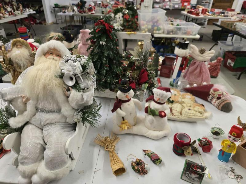 Sale Photo Thumbnail #4