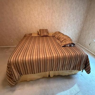 Sale Photo Thumbnail #112