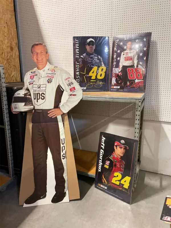 Sale Photo Thumbnail #17