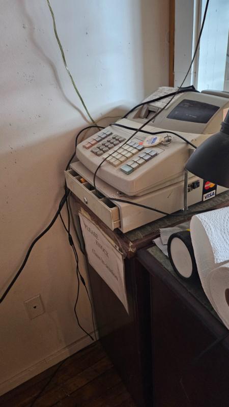 Sale Photo Thumbnail #12