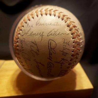 Milwaukee Braves Multi-Signed Baseball Featuring Hank Aaron, Joe Torre, Phil Niekro & More