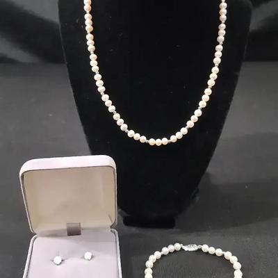 14K Pearl Necklace with Matching Bracelet & Earrings Set – 18" Necklace