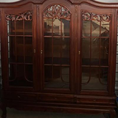 Red-Toned Wood Glass Display Cabinet with Key