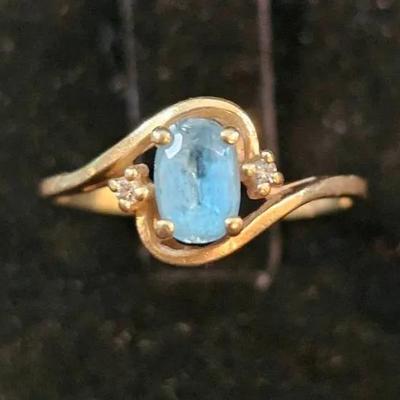 10K Aquamarine & Diamond Ring