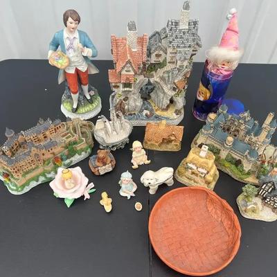Miniature Castles & Figurines Collection