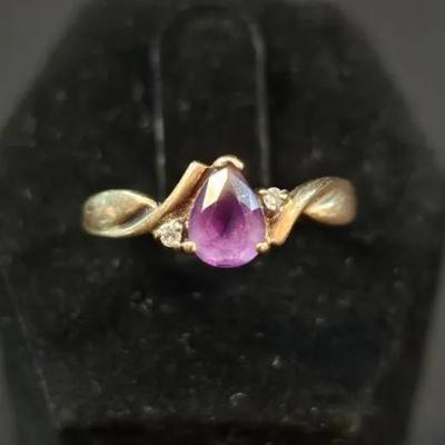 10K Amethyst & Diamond Ring 