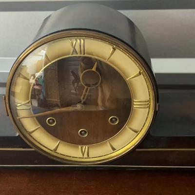 Vintage Suevia Sindelfingen Desk Clock