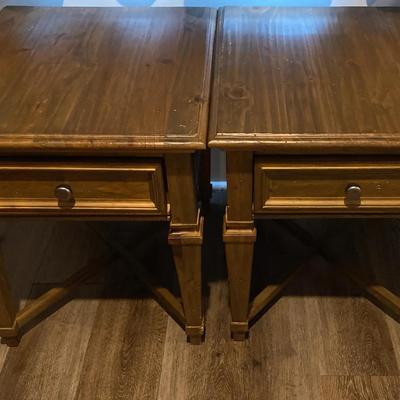 Pair of Haverty Wood Nightstands with Single Drawer Storage