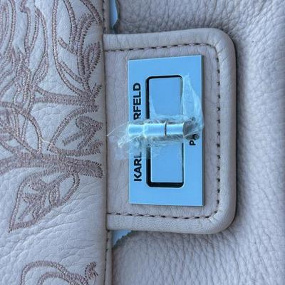 Sale Photo Thumbnail #36