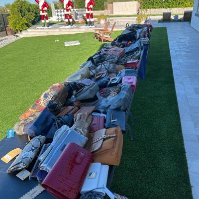 Sale Photo Thumbnail #174