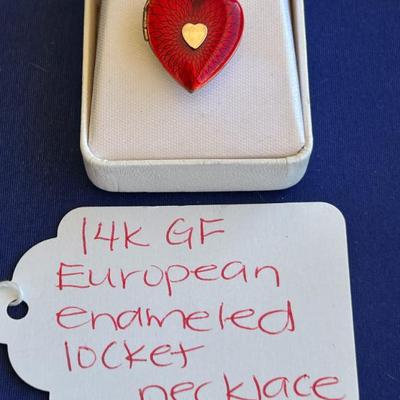 Sale Photo Thumbnail #395