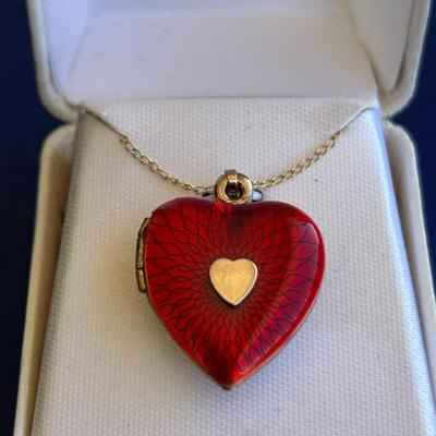 Sale Photo Thumbnail #397