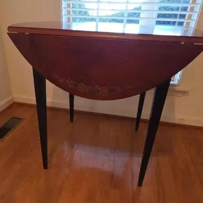 Hitchcock Cherry Drop-leaf Table