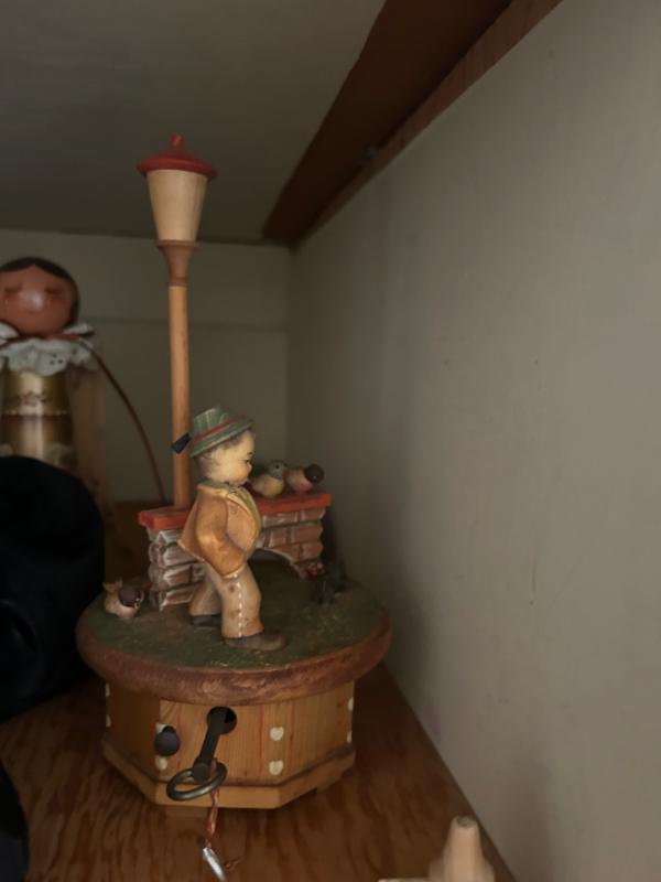 Sale Photo Thumbnail #183