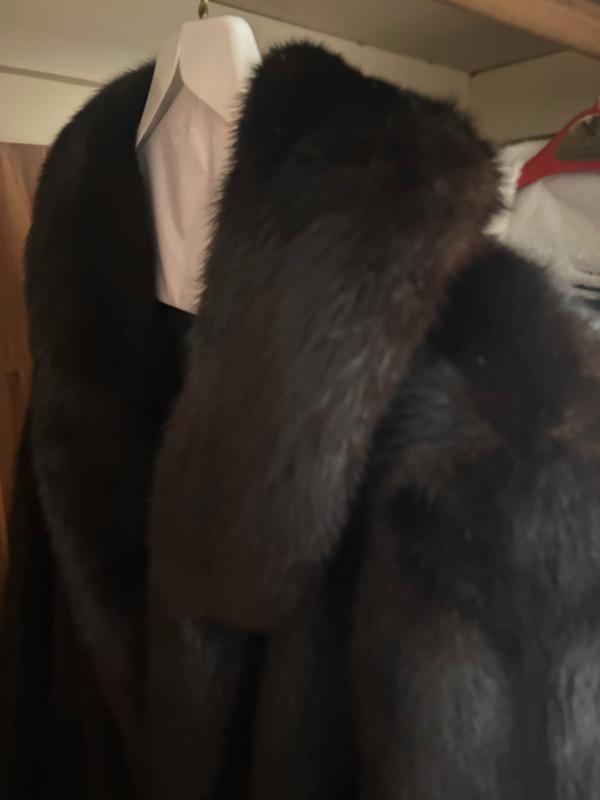 Sale Photo Thumbnail #180