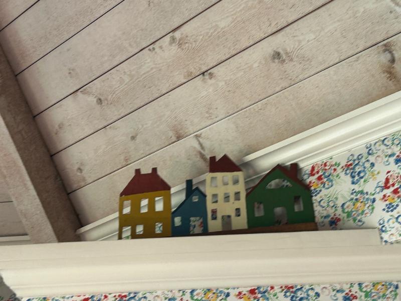 Sale Photo Thumbnail #197