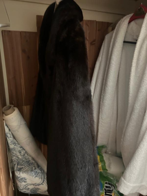 Sale Photo Thumbnail #179