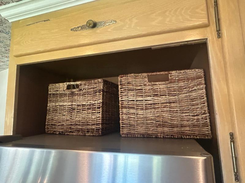 Sale Photo Thumbnail #185