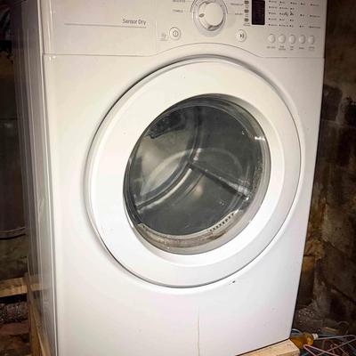 LG DLE2140W Dryer